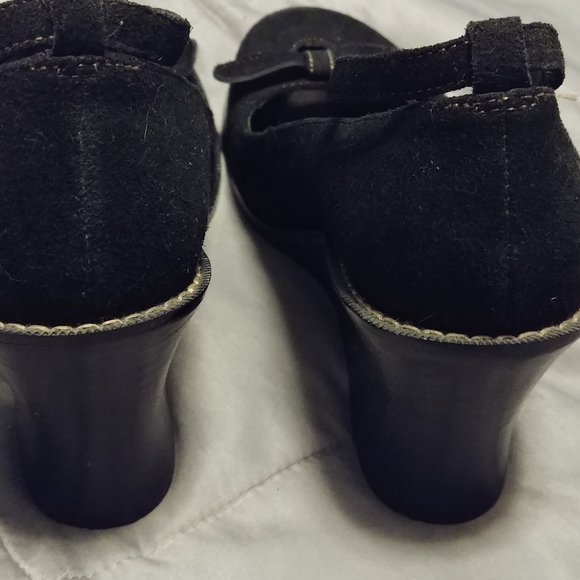 Yellow Box Mamba Suede Wedges - Picture 6 of 7